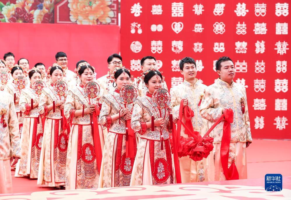 土豪炸金花游戏